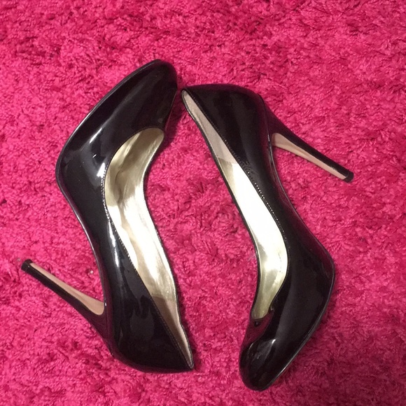 ⬇️REDUCED⬇️Patient Leather Pumps - Picture 1 of 5